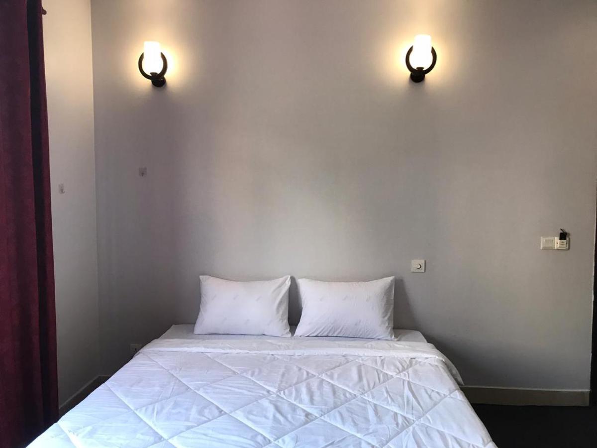 Violet Villa And Restro Siem Reap Luaran gambar